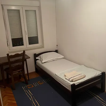 Two Bedroom 아파트 모스타르